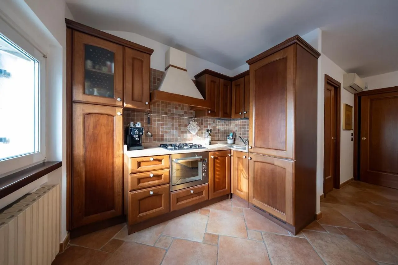 Apartmentsgarda - Baia Del Garda 5 Apartman