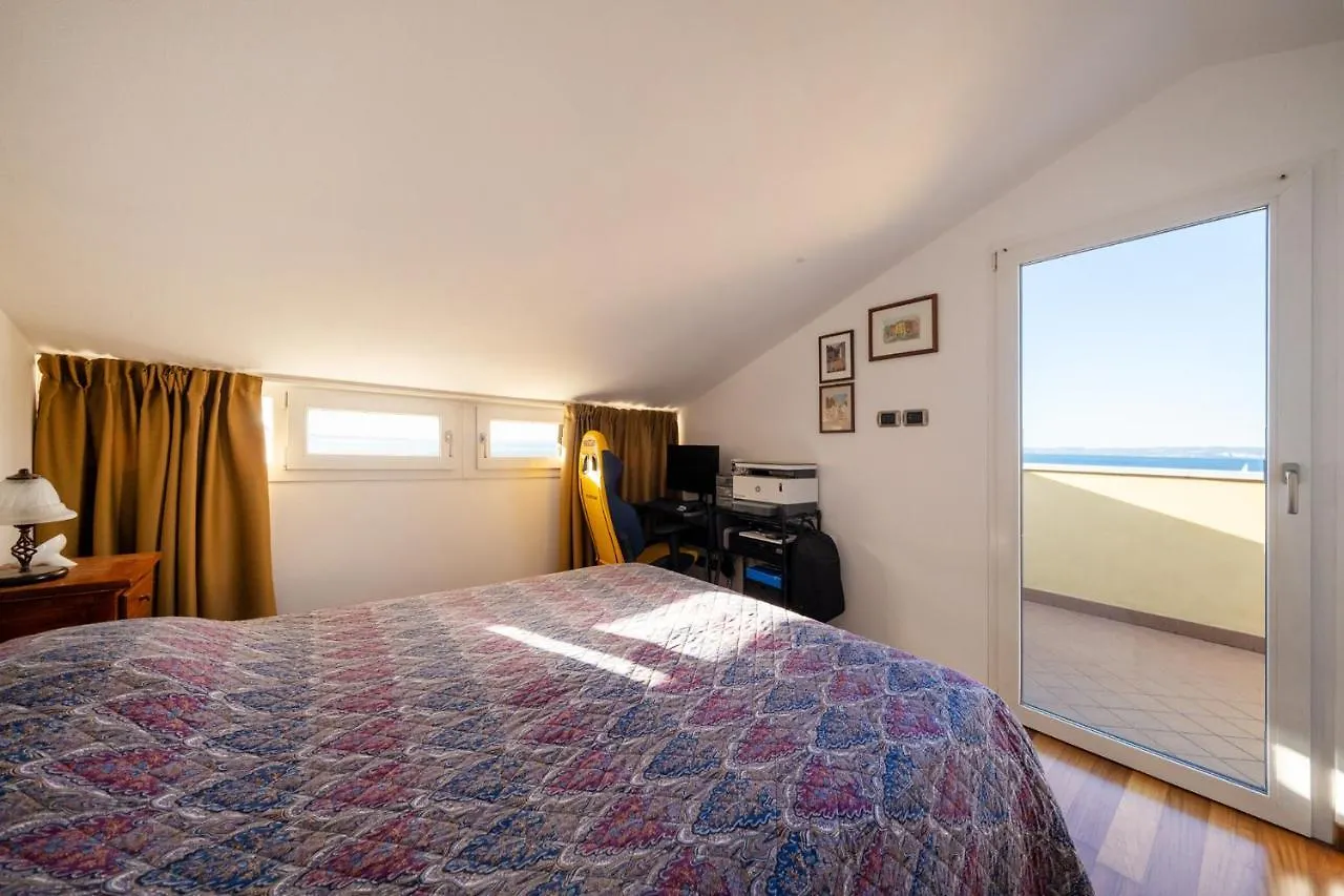Apartmentsgarda - Baia Del Garda 5 0*, Garda (Verona) Olaszország