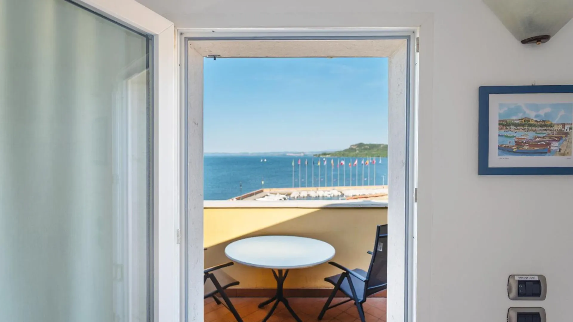 Apartmentsgarda - Baia Del Garda 5 Italia