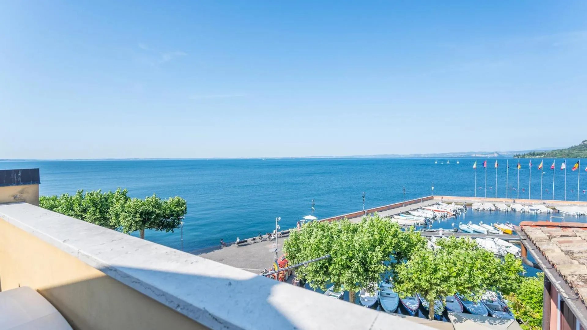 Apartmentsgarda - Baia Del Garda 5 Apartamento Garda (Verona)