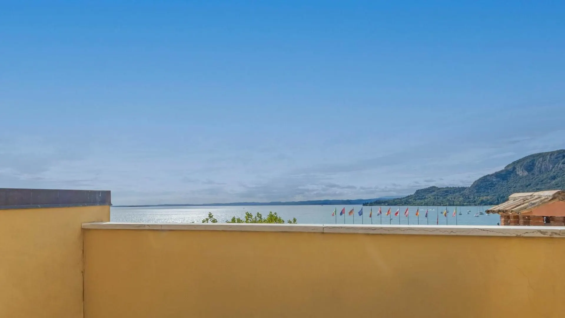 Apartment Apartmentsgarda - Baia Del Garda 5