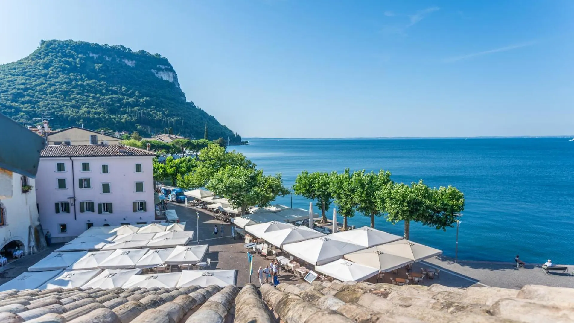 Apartmentsgarda - Baia Del Garda 5 0*,